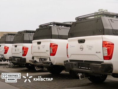 Зв’язківці отримали захищені Nissan Navara та мобільні майстерні Ford Transit (ФОТО)