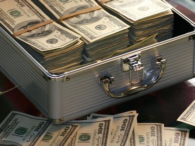 З банку безслідно зникли $282 мільйони: злодіїв так і не знайшли