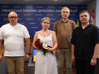Дружині полеглого воїна з Рівненщини вручили державну нагороду