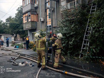 Двоє людей врятовані під час побутової пожежі в Харкові (фото)