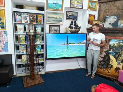 У Скадовську окупанти використали День маяка для російської пропаганди
