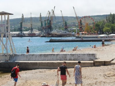 ЗМІ: турбізнес у Криму вимагає підтримки через обвал бронювань, а туристи не можуть повернути гроші