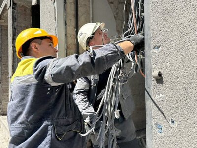 На Одещині енергетики частково повернули світло критичній інфраструктурі та для понад 120 тисяч сімей