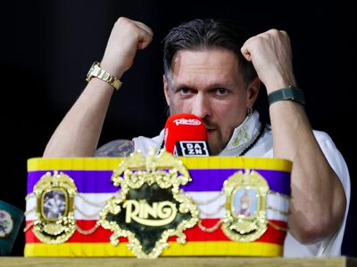 Усик назвав боксера, який покінчить з Гассієвим