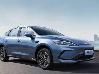 Китайський автогігант BYD розгортає мережу в Україні: стартували продажі Seal 05 DM-i