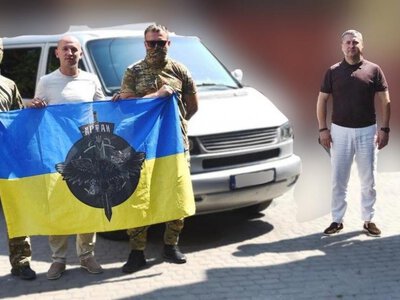 Рівненські митники передали автомобіль розвідникам «Артану»