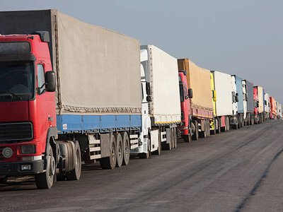 Обсяги автомобільних вантажних перевезень в Україні зросли на 11,3% в серпні