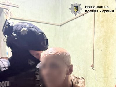 У Львові пʼяний чоловік з мисливською рушницею погрожував убити сусідів