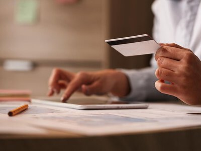 Шахраї могли оформити позику: як перевірити кредитну історію безкоштовно