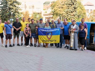 З Франківська на фронт вирушила допомога одразу на чотири напрямки