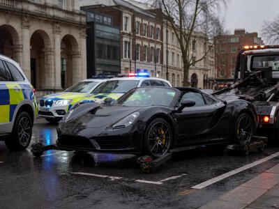 У Лондоні поліція вилучила Ferrari Monza SP2 вартістю £3,7 млн