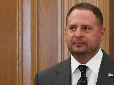 ВАКС послабив запобіжний захід Андрію Єрмаку – він тепер може їздити 8 областями, але електронний браслет не зняв