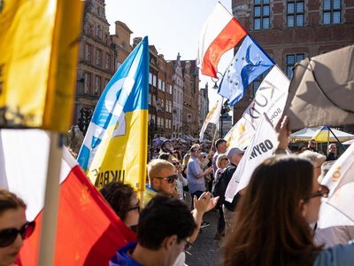 У 22 містах Польщі відбулися масові акції проти нападів на українців (ФОТО)