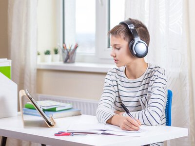 У Києві пропонують перевести учнів на дистанційне навчання