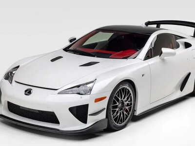У США на продаж виставили суперкар Lexus LFA 2012 року в новому стані (ФОТО)