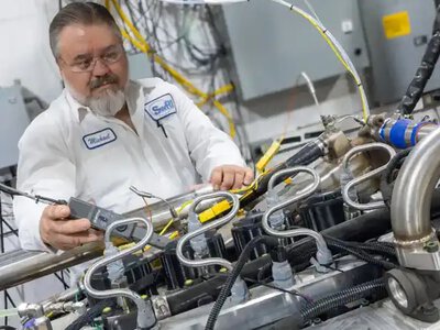 Замість бензину — водень. У США розробили турбований водневий ДВЗ — і він працює майже як дизель