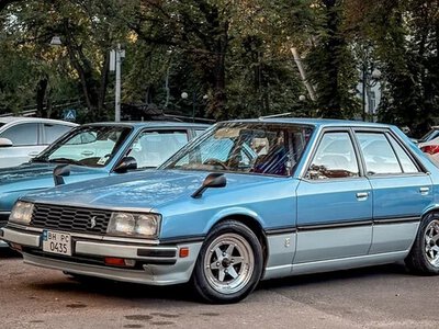 Японська класика: в Україні засвітився культовий Nissan 80-х (ФОТО)