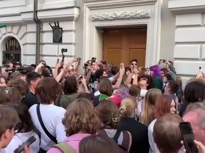Єдину антивоєнну партію «Яблуко» знято з виборів до Держдуми рф 