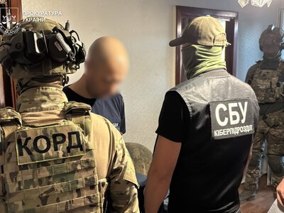 Прокурори повідомили про підозру двом жителям Житомирщини у перешкоджанні законній діяльності Збройних Сил України