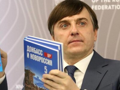 Промивка мізків дітей: у школах РФ з'явиться підручник про окуповані території України