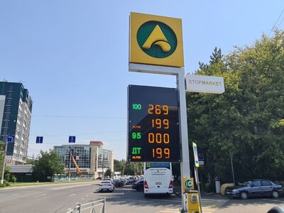 Крим так і не дочекався обіцяного Путіним та Аксьоновим дешевого бензину. Що далі?