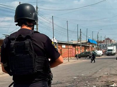 Окупанти вдарили по центральному ринку Слов’янська: четверо людей поранені