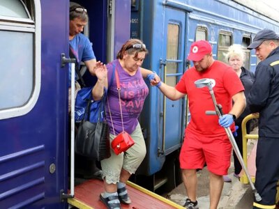 Ще 28 людей евакуювали з Донеччини на Рівненщину