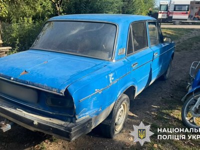 На Буковині внаслідок зіткнення мотоцикла з автомобілем травмувалися двоє буковинців