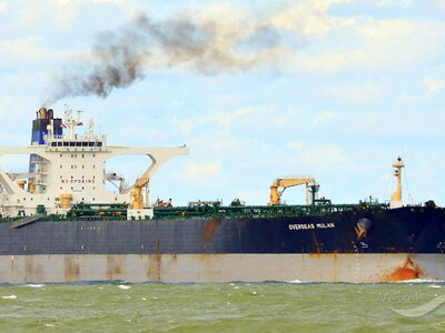 США продали захоплені танкери “тіньового флоту” рф на брухт