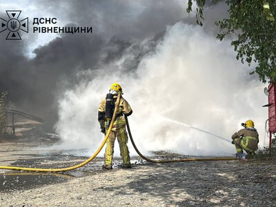 Внаслідок пожежі на Дубенщині існує загроза забруднення атмосферного повітря