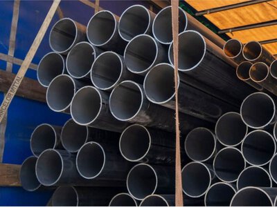 «Херсонтеплоенерго» отримало запас труб для аварійних ремонтів тепломереж