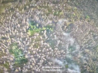 Російські військові обстрілами знищують «Святі гори», намагаючись просунутися на Лиманському напрямку