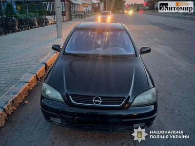 У Бердичеві легковик збив двох 16-річних дівчат: одну госпіталізували