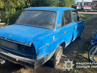 На Буковині 14-річний хлопець на мотоциклі зіткнувся з ВАЗ: є травмовані
