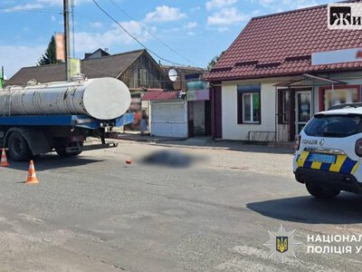 У Брусилові вантажівка MAN на смерть збила 55-річну жінку