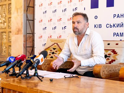 Від Словаччини до Києва: Франківський драмтеатр вирушає у масштабні гастролі