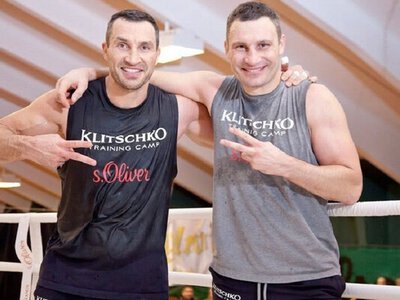 Хто з братів Кличків багатший