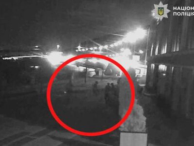 У Києві підлітки з ножем та кастетом нападали на бездомних жінок на Подолі