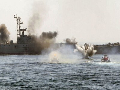 США атакували судно під час спроби прорвати блокаду Ірану в Оманській затоці