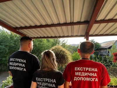 Сила командної роботи в екстреній медицині: як працюють медики медичної допомоги