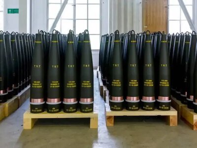 Україна заплатила понад мільярд доларів за зброю, яка не дійшла до фронту вчасно — Clash Report