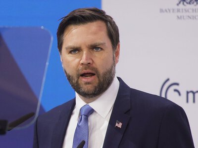 США попросили Україну не завдавати ударів по танкерах у порту Новоросійська, – FT