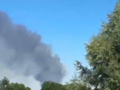 На Київщині після атаки виникла пожежа на складах у Броварському районі (ВІДЕО)