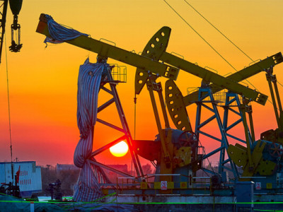 Нафта продовжує дорожчати на тлі військової ескалації між США та Іраном
