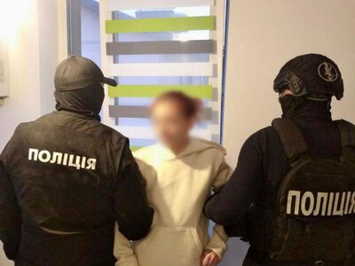 31-річна ужгородка отримала 4 роки тюрми за продаж неіснуючої техніки військовим