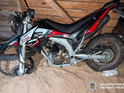 На Рівненщині зіткнулися два мотоцикли: постраждали троє юнаків