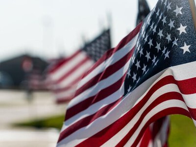 Рукавички, здатні бити мігрантів струмом: у США розкритикували новий засіб ICE, – The Guardian