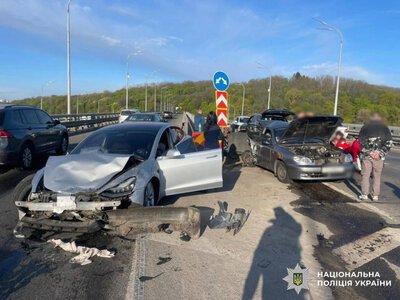 Смертельна ДТП на Дарницькому мосту: водій Tesla під судом