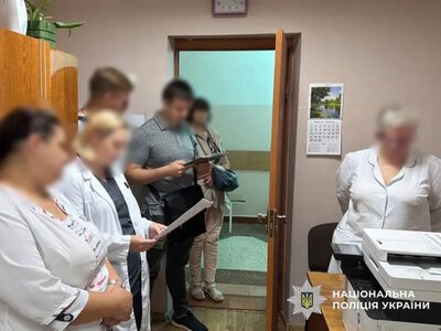 У Києві член ВЛК оформлював фіктивну інвалідність за $10 тисяч: заробили понад 16 млн грн