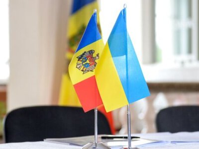 Україна та Молдова домовилися про 50% знижку на транзитні залізничні перевезення українських вантажів